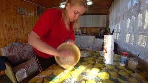Дачные будни, коктал из сазанчика, хычаны с картошкой и сыром.