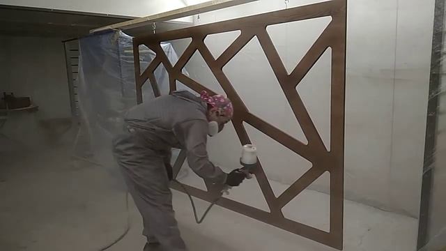 Покраска шпона,матовый лак на деталь сложной конфигурации. смотреть онлайн