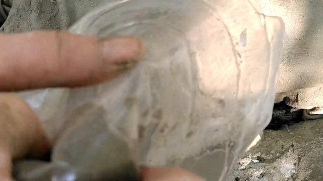 Садовые фигуры/как сделать своими руками декор садовой дорожки из хлама/эффект разлитой краски