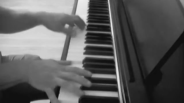 Uciekaj moje serce piano cover Yamaha YDP 141 смотреть онлайн