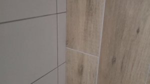 ...интересный ЭФФЕКТ затирки! Глюк какой-то! Какой на самом деле ЦВЕТ у затирки. Ремонт квартир.