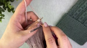 ТЕПЛАЯ КРАСИВЕЙШАЯ ШАПКА. Мастер-класс простая шапка спицами.