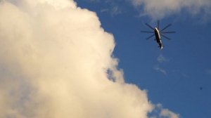 Пролет Ми-26 над домом