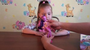 Открываем куклу из мультфильма май литл пони Open May Doll cartoon My Little Pony