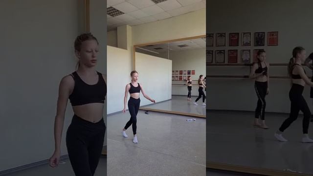 #растяжка#танцевальныйколлектив#танцевальнаястудия# #dancer#нижнийновгород#танцынижнийновгород#дети