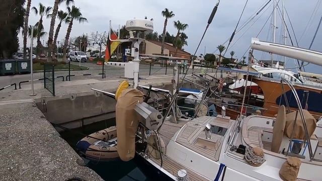 Что продают в Setur Marina Анталия? Обзор яхты для высоких широт. смотреть онлайн