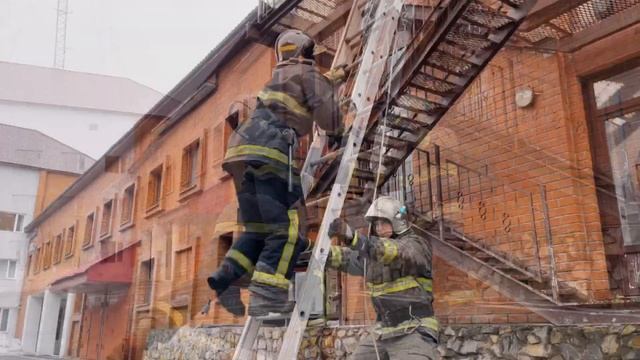 8 апреля день пожарной лестницы смотреть онлайн