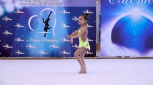 Соревнования по художественной гимнастике без предмета.