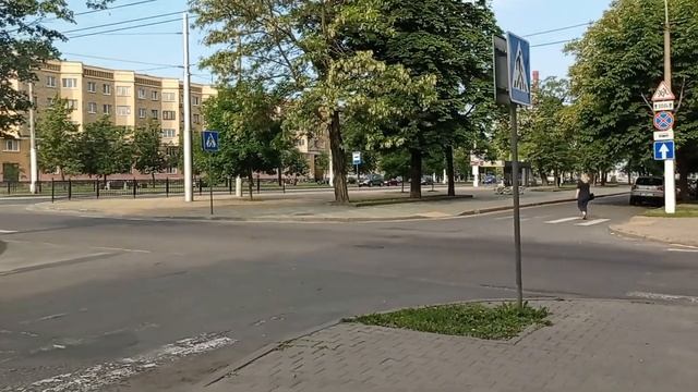 БЕЛАРУСЬ. ПРОГУЛКА ПО СТАРОМУ БРЕСТУ. ИЮНЬ 2022 смотреть онлайн