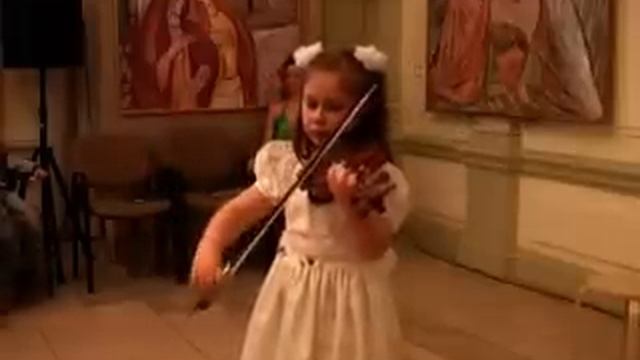 Зарисовки с "Концерта очень маленьких струнников" смотреть онлайн