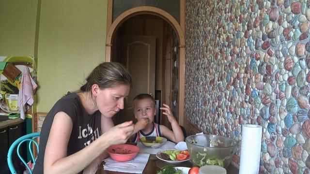 СЕМЕЙНЫЙ МУКБАНГ ДОМАШНЯЯ УХА  FAMILY MUKBANG FISH SOUP soup mukbang StepFamily уха мукбанг