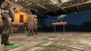Fallout-4 Ник Валентайн занимается физкультурой в Сэнкчуари-Хиллз.mp4