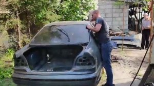 Как снять заднее стекло бмв е39.