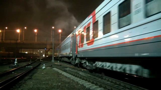 ТЭП70БС-091 с поездом Ростов-на-Дону — Волгоград смотреть онлайн