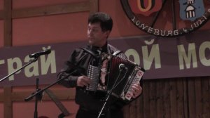 Играй гармонь в Гамбурге 25.10 14г. Виктор Киндеркнехт ,,Деревенские мотивы,,
