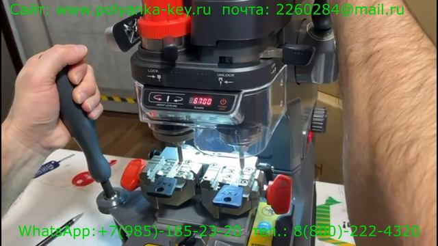 Xhorsе XC-002 PRO, наболевший вопрос - держит ли цанговый зажим фрезу и копир в данной модели.