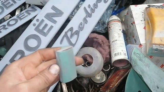 как покрасить молдинги,накладки с логотипами без обклейки.