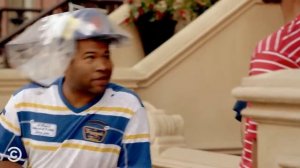 Дуэль Кепок | Dueling Hats - Key & Peele на русском