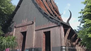 Необычный Черный храм Baan Dam в Таиланде с шокирующими скульптурами