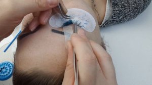 ЭФФЕКТ ЛУЧИКИ НАРАЩИВАНИЕ РЕСНИЦ НА БИРЮЗОВЫХ РЕСНИЦАХ