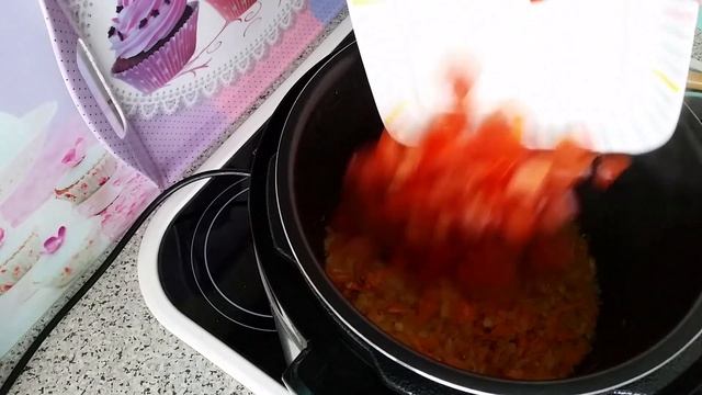 Самая простая тушеная капуста с ребрышками в мультиварке - скороварке