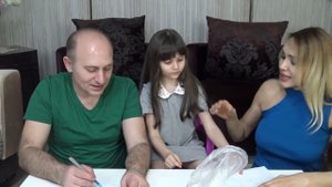 KİM LİNA'YI DAHA İYİ TANIYOR ? Funny Kids Video