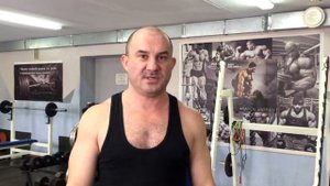 Меньше и слабее с каждым днём! Как накачать низ длинной головки трицепса