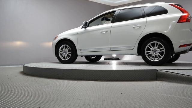 2014 White Volvo XC60 4D Sport Utility N436A