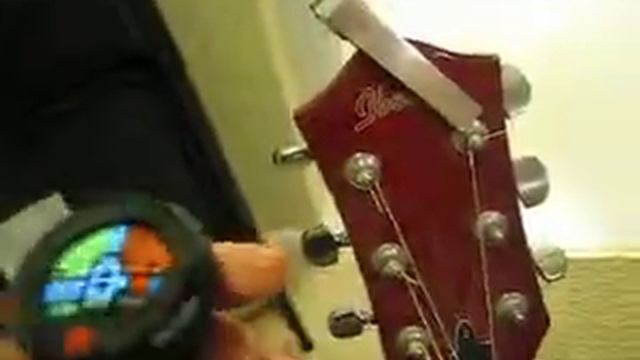 Precision Music Clip On Tuner and Metronome Video Review смотреть онлайн