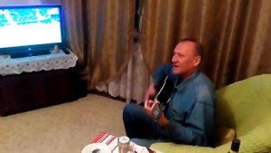 сергей николаев - на берегу так оживленно , людно