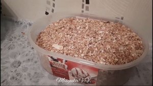 Мягкий корм для насекомоядных птиц