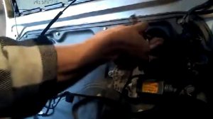 Как снять заменить стекло передней двери VW BORA JETTA(2004)demontaz zamiana szyby drzwi przod