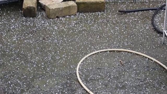 Откуда берется град ? Град в Ставрополе 23 апреля смотреть онлайн