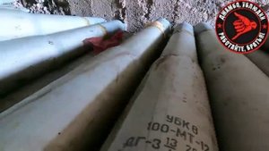 ?"Рапира" 9 бригады уничтожает позиции противника
Расчет 100-мм противотанковой пушки МТ-12 "Рапир