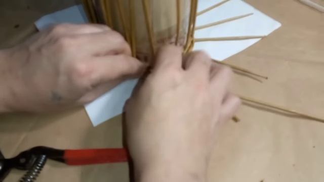 МК.? Держатель для бумажных полотенец из бумажной лозы. смотреть онлайн