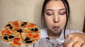 Блины с чёрной икрой