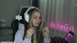 Взяла на клык 😮