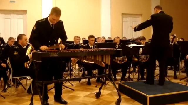 Адмиралтейский оркестр, солист Ф. Хандриков смотреть онлайн