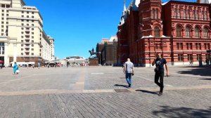 Walking Tour from Alexander Garden To Red Square