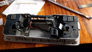 Mazda 3 BK front interior light (плафон освещения салона передний) распиновка и некоторые заметки