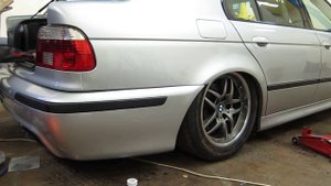 Установка пневмоподвески бмв е39 часть 1