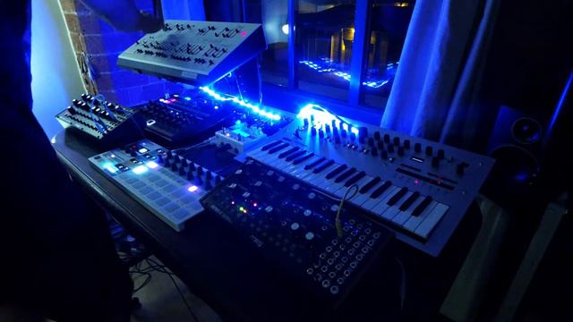 databank || Live analogue synth performance смотреть онлайн