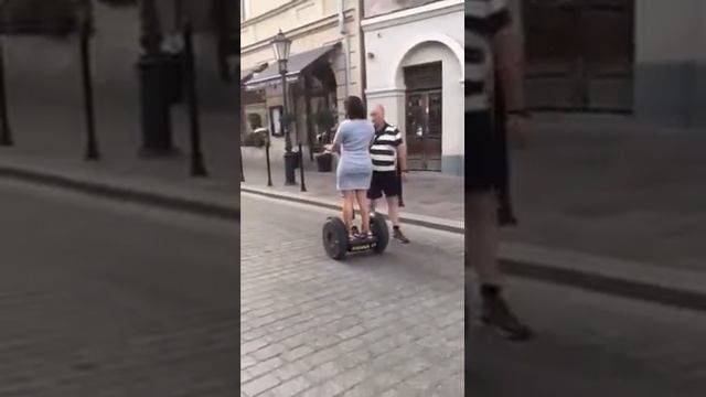 Krakow Segway Tour смотреть онлайн
