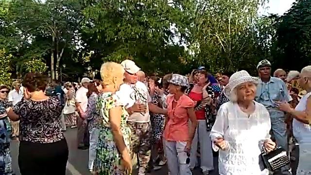 09.07.16 - Танцы на Приморском бульваре - Севастополь - Сергей Соков
