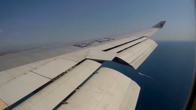 Посадка в аэропорт Анталия самолет Boeing 747-400  AYT Antalya Havalimanı landing