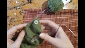 Кукольная одежда, готовые работы, покупки. МК как без пришивания ввязывать пуговицы по ходу вязания