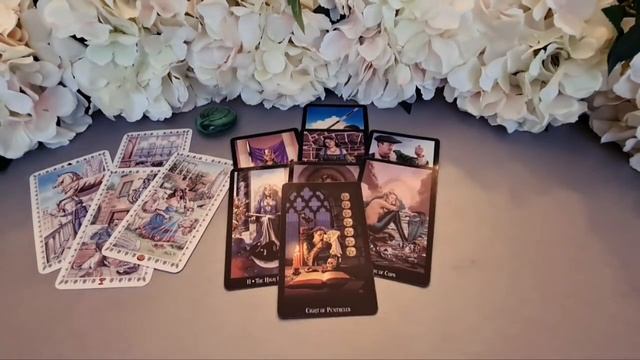 ЧТО ОН ДУМАЕТ ОБО МНЕ СЕГОДНЯ? ❤ Его мысли ?? Что он думает обо мне сейчас? Гадание на таро ? я и о
