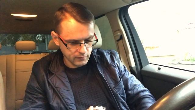 Как поменять батарейку в ключе Мерседес