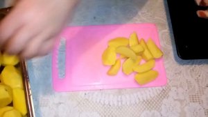Свиная грудинка запеченная с картошкой в духовке