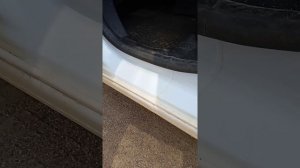 Уплотнитель на дверь Рено логан